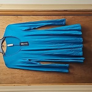 25 Seven womans maternity tunic top size small new with tags, teal blue